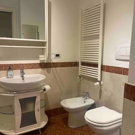Cozy Flat Piazza Vescovio *